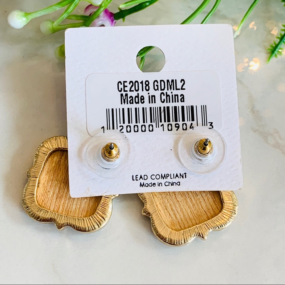 Elize Wooden Moroccan Stud Earrings - Picture 3 of 5